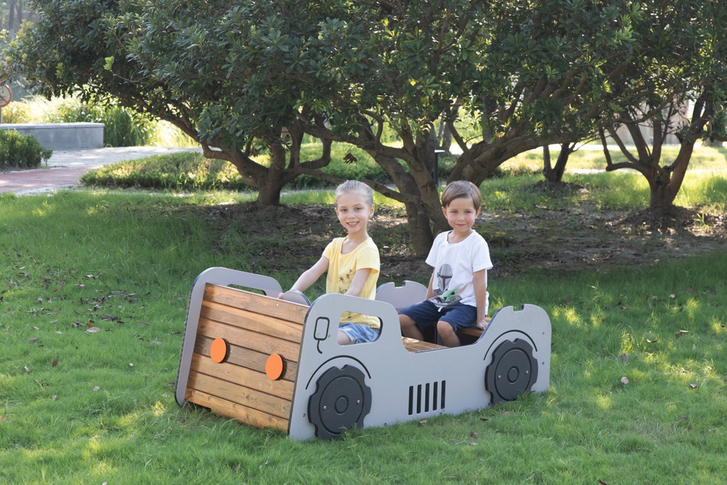 Garten-Spielauto 