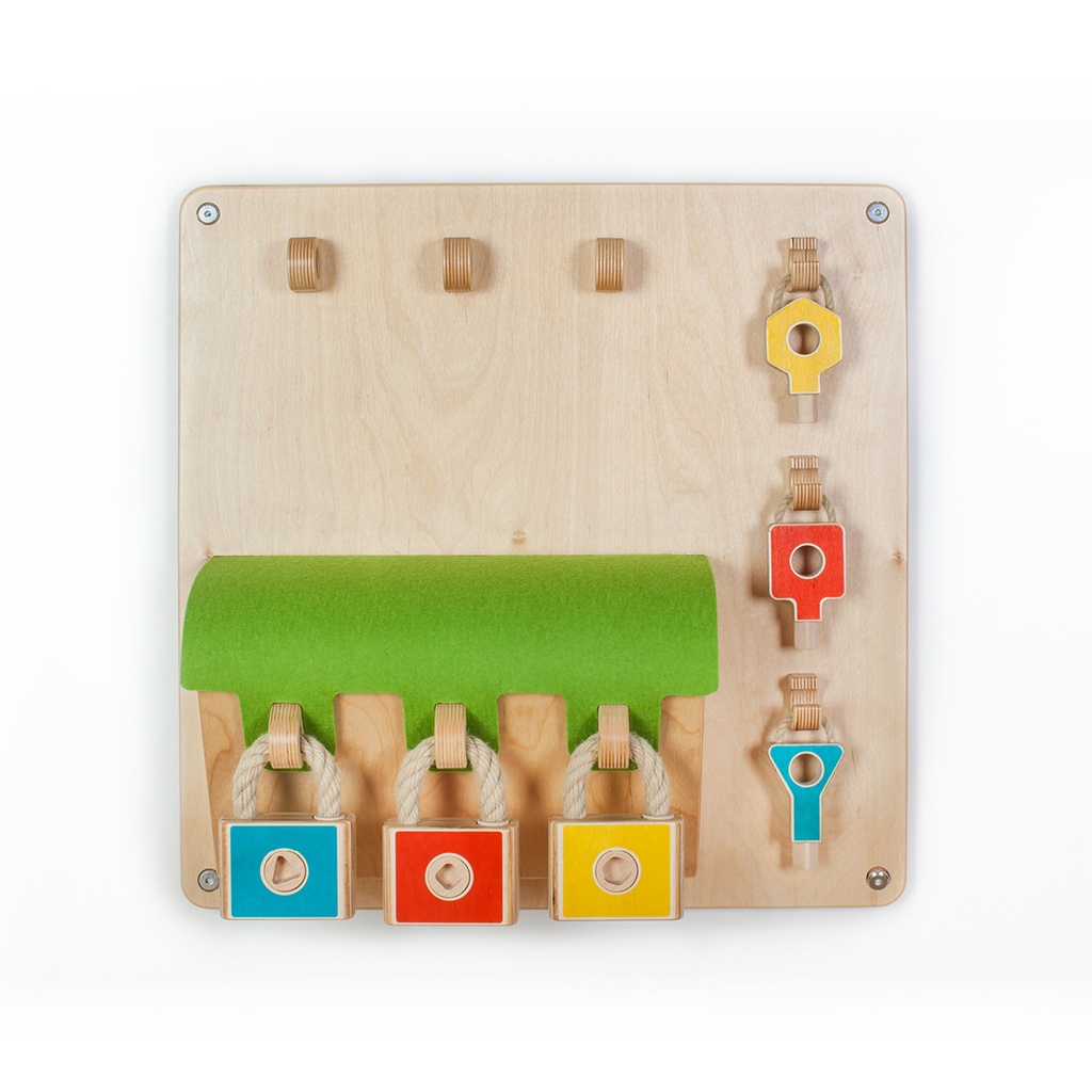 Wandspiel Schatzkiste mit Schlössern 