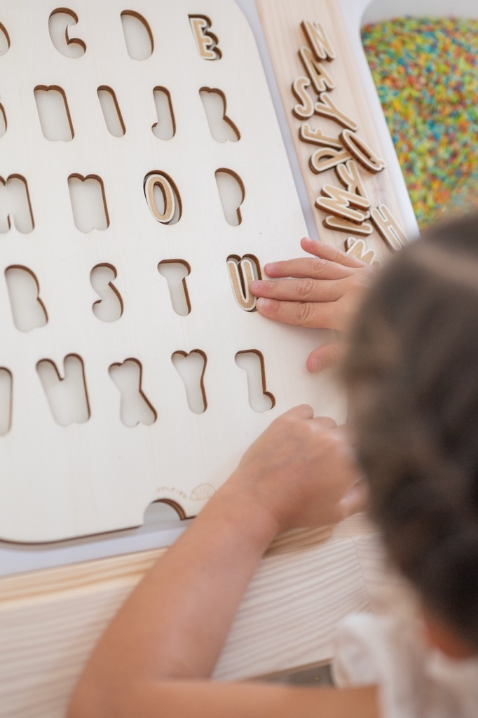 3D-Buchstabenplatte