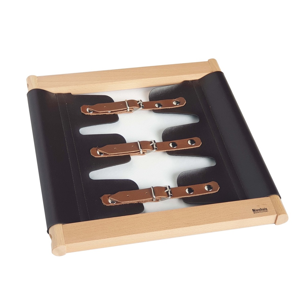 Kleinkindanziehrahmen mit Metallschnallen